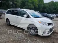 2020 Toyota SIENNA фото