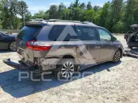 2020 Toyota SIENNA photo