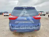 2020 Toyota SIENNA photo
