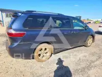 2020 Toyota SIENNA фото