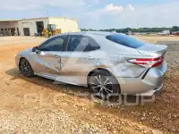 2020 Toyota CAMRY фото