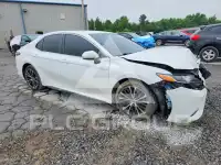 2020 Toyota CAMRY фото