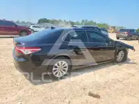 2020 Toyota CAMRY фото