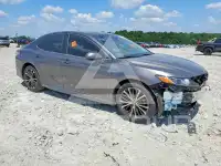 2020 Toyota CAMRY фото