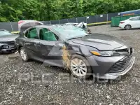 2020 Toyota CAMRY фото