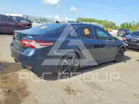 2020 Toyota CAMRY фото