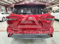 2020 Toyota Highlander photo