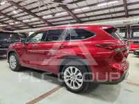 2020 Toyota Highlander photo