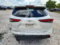 2020 Toyota Highlander photo
