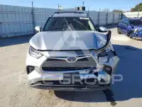 2020 Toyota Highlander photo