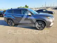 2020 Toyota Highlander фото