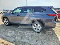 2020 Toyota Highlander photo