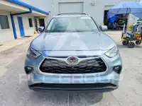 2020 Toyota Highlander photo
