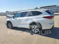 2020 Toyota Highlander photo