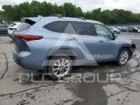 2020 Toyota Highlander photo