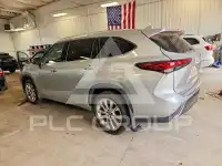 2020 Toyota Highlander photo