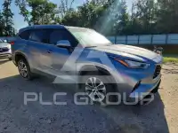 2020 Toyota Highlander photo