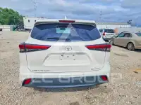 2020 Toyota Highlander фото
