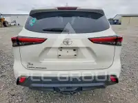 2020 Toyota Highlander photo