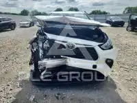 2020 Toyota Highlander фото