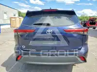 2020 Toyota Highlander photo