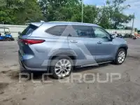 2020 Toyota Highlander photo