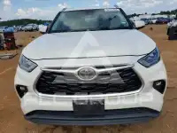 2020 Toyota Highlander photo