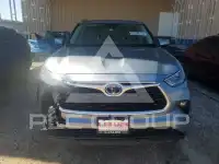 2020 Toyota Highlander photo