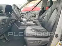 2020 Toyota Highlander photo