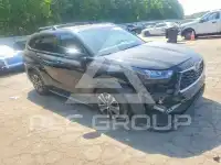 2020 Toyota Highlander фото