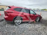 2020 Toyota Highlander photo