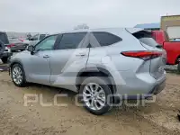 2020 Toyota Highlander photo