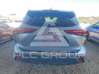 2020 Toyota Highlander photo