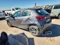 2020 Toyota YARIS фото