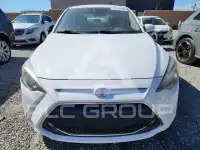 2020 Toyota YARIS фото