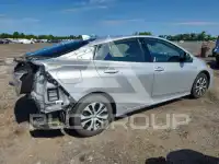 2020 Toyota PRIUS photo