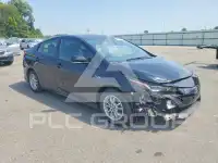 2020 Toyota PRIUS photo