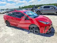 2020 Toyota PRIUS photo