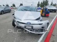 2020 Toyota PRIUS фото