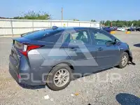 2020 Toyota PRIUS фото