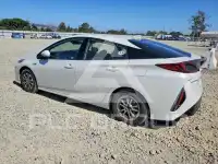 2020 Toyota PRIUS photo