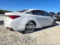 2020 Toyota AVALON photo