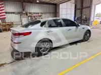 2020 KIA Optima photo