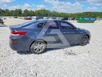 2020 KIA Optima photo