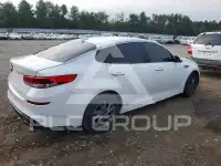 2020 KIA Optima photo