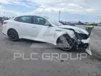 2020 KIA Optima photo