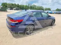2020 KIA Optima photo
