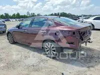 2020 KIA Optima photo