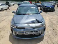 2020 KIA Rio photo