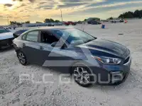 2020 KIA Forte фото